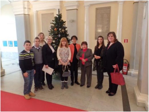 Učenici i učiteljice OŠ Koprivnički Ivanec primili nagradu