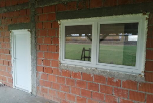 Završeni radovi na zamjeni stolarije na sportskom objektu u naselju Botinovec