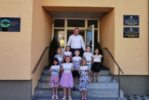 Prijem odličnih učenika kod načelnika Općine Koprivnički Ivanec
