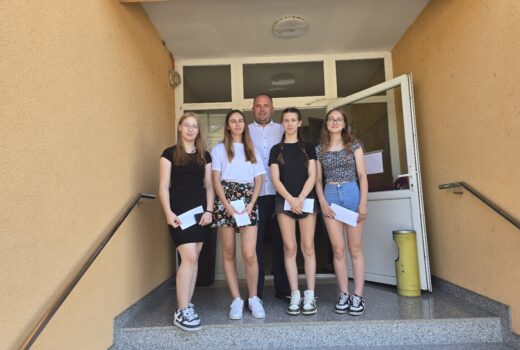 Prijem i podjela nagrada odličnim učenicima osnovnih škola od strane općinskog načelnika