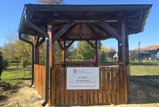 Završeni su radovi na opremanju i uređenju dječjeg igrališta u naselju Kunovec
