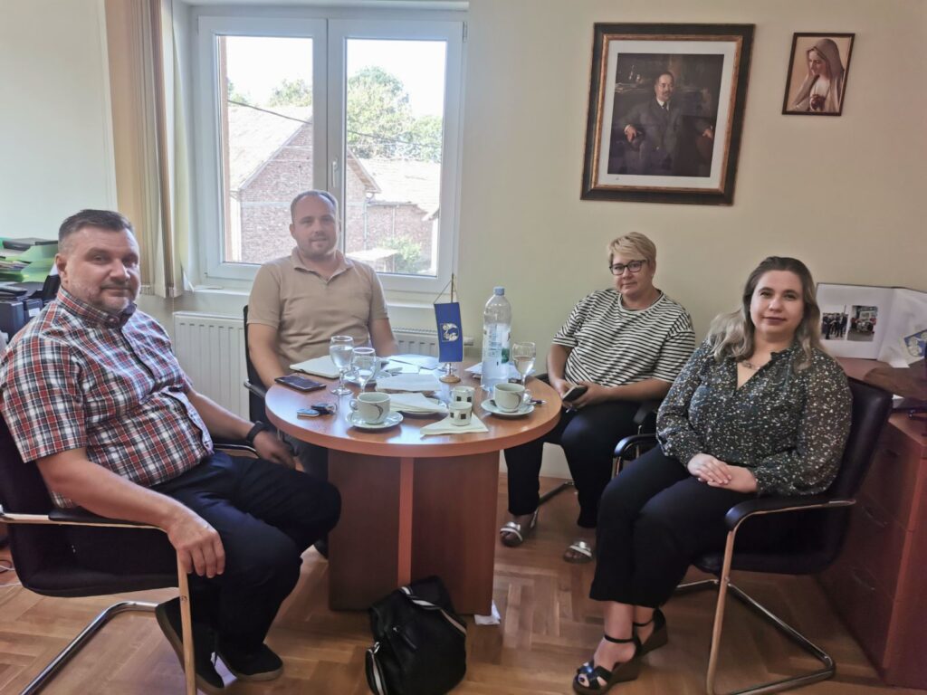 “Postani udomitelj” – obavijest Hrvatskog zavoda za socijalni rad, područni ured Koprivnica