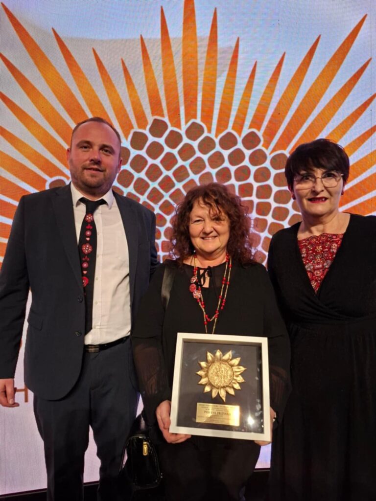 Društvo izvornog folklora Koprivnički Ivanec osvojilo nagradu “Suncokret ruralnog turizma”