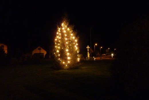 BOŽIČNI UGOĐAJ U KOPRIVNIČKOM IVANCU